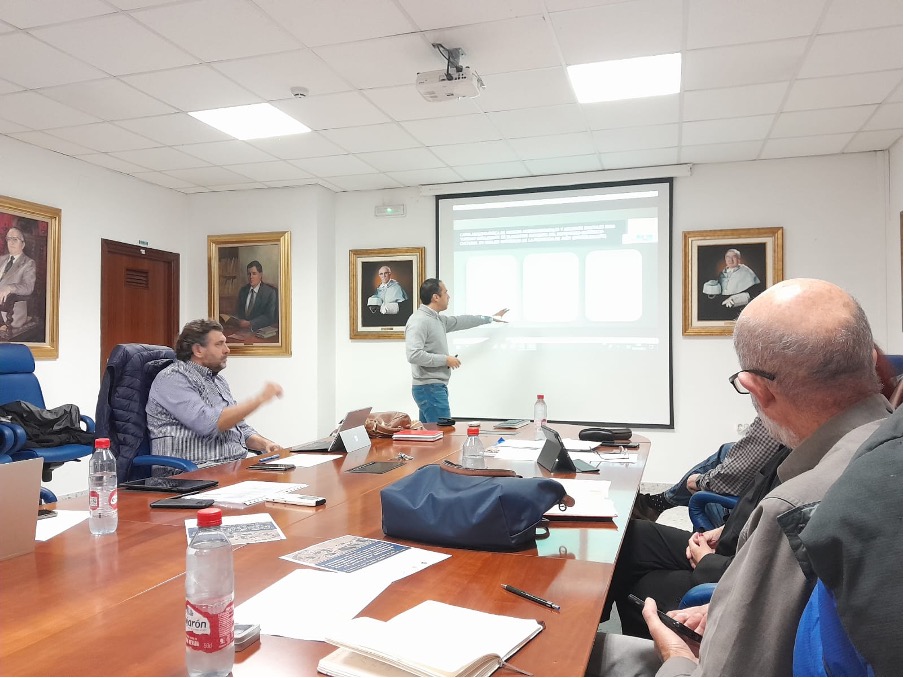 Un momento del seminario tenutosi presso la “Sala de Juntas” del Campus de “La Lagunillas” (UJA) – Workshop, mattinata del 9 novembre.